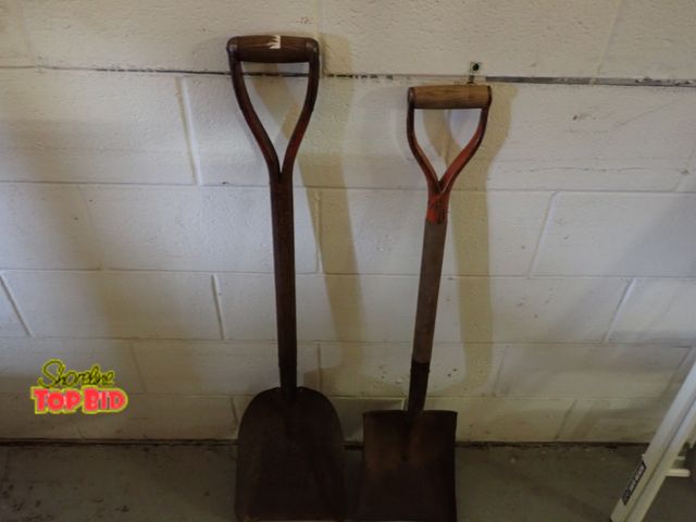 Lot 59-46107 - Pair of Wooden Handled Shovels, No Damage - They Could Use a Tightening of the Screws