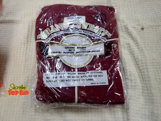 Lot 59-45068 - New Old Stock Vintage from 1970s Campus Sweats Warm Up Jacket and Pants 100% Stretch Nylon Size Larg...