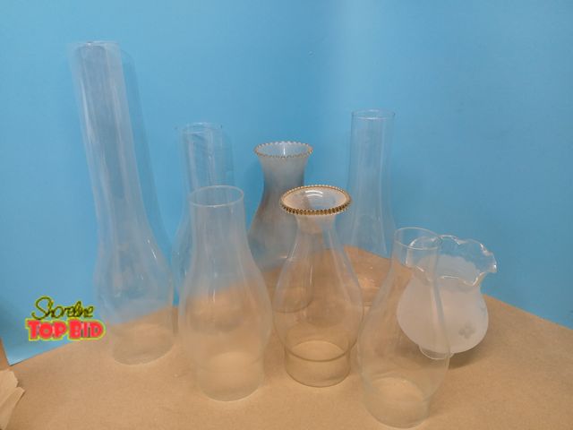 Lot 59-71005 - Vintage oil lamp chimney lot