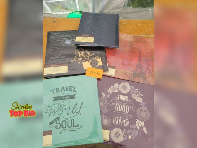 Lot 59-93240 - 5 New Scrapbooks