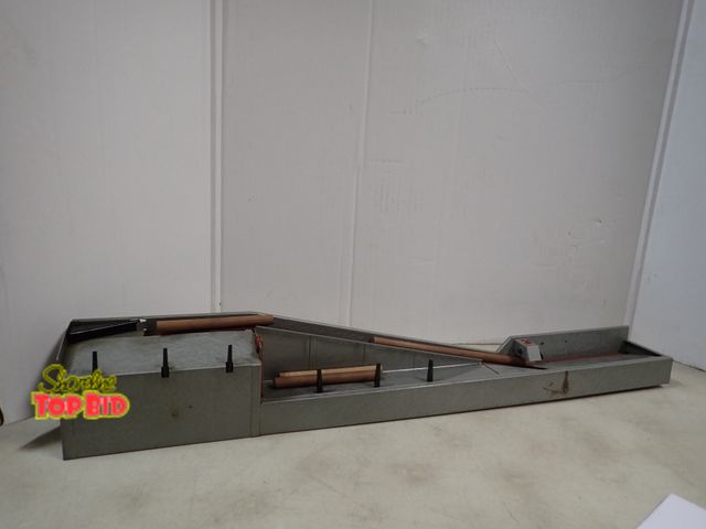 Lot 59-41841 - Vintage Lionel #364 conveyor lumber loader original shipping box