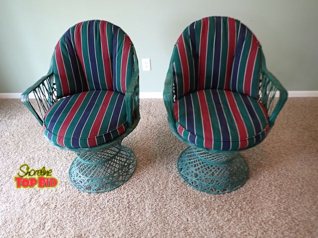 Lot 59-33644 - 2 Mid-Century Spun Fiberglass Chairs with Cushions