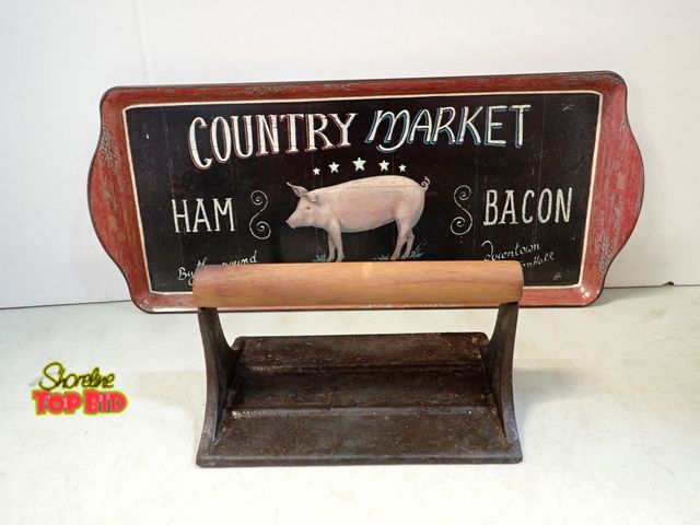 Lot 59-41781 - Iron bacon press wooden handle 6 3/4" long 4 1/4"wide cute little piggy design plus plush design tra...