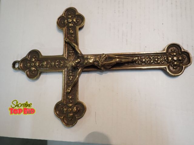 Lot 59-10332 - Ornate Bronze Crucifix 10 1/2" x 7 1/4"