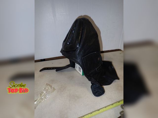 Lot 59-41317 - Vintage 1961 Leather Swedish Tanker Helmet, Great Condition