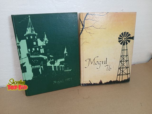 Lot 59-71045 - 1976 1977 Fremont michigan year book