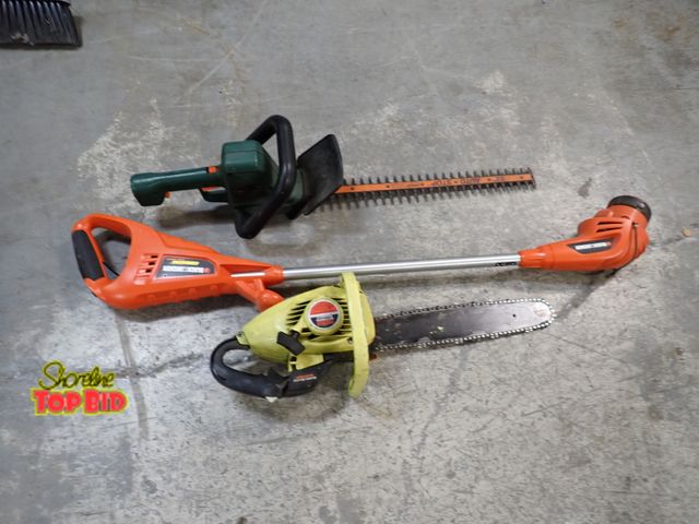 Lot 59-41668 - Black and Decker yard tools. No cords and partner 1612 chainsaw standard