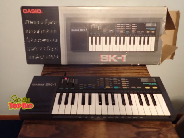 Lot 59-43405 - Casio SK-1 Sampling Keyboard. Works - Tested