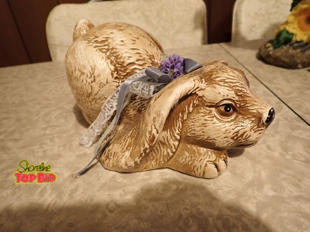 Lot 59-43128 - Vintage Youngs Inc. Ceramic Bunny 8" Long