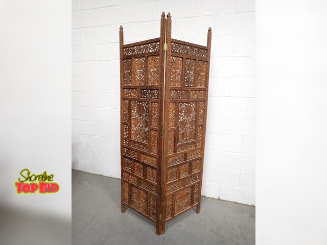 Lot 59-10032 - Authentic Vintage Hand Carved Teak Room Divider, Made in India - Hinges have been replaced
