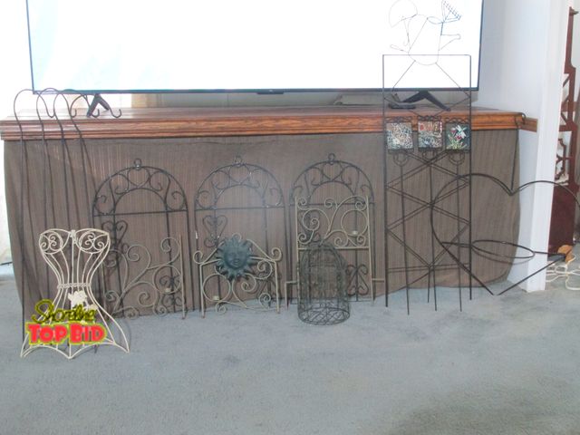 Lot 59-10084 - Assorted pieces of metal yard art decor.  Some have rods at the bottom that you push into the ground...