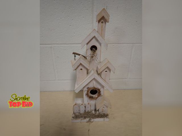 Lot 59-41261 - Wood Birdhouse Decor