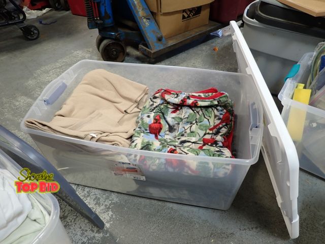 Lot 59-21292 - Tote of Blankets