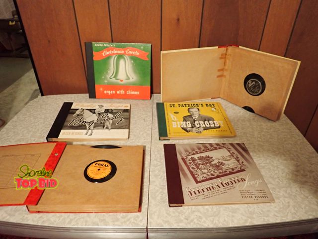 Lot 59-43335 - Victrola Records