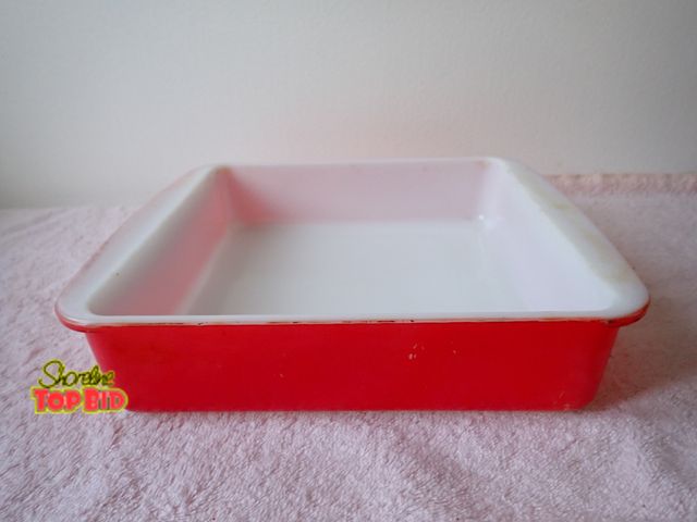 Lot 59-43530 - Vintage Pyrex Flamingo Pink Square Casserole