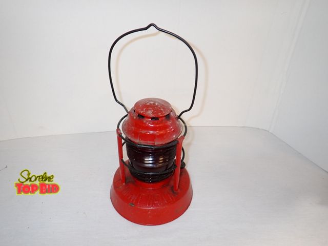 Lot 59-24173 - Vintage Dietz Night Watch Lantern Syracuse NY, USA, Red Globe