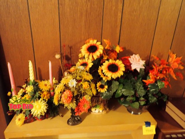 Lot 59-43133 - 5 Mid-Century Plastic Flora Arrangements