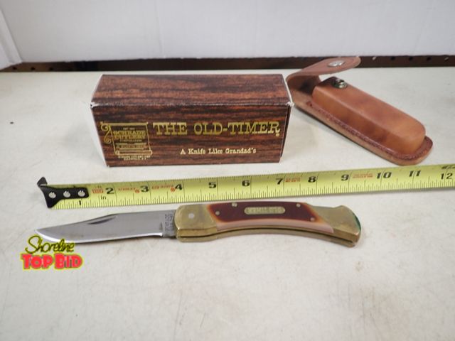 Lot 59-41444 - Old Timer Schrade Locking Blade Knife with Leather Sheath