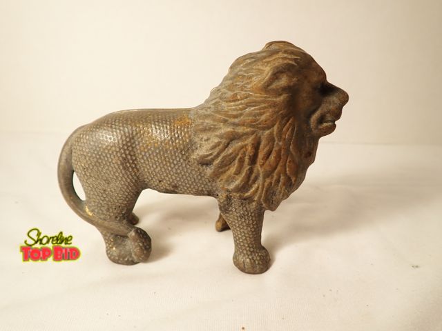 Lot 59-20072 - Cast Iron Lion Still Bank by Arcade 1910-1930, 3 1/2" tall x 4 1/2" long