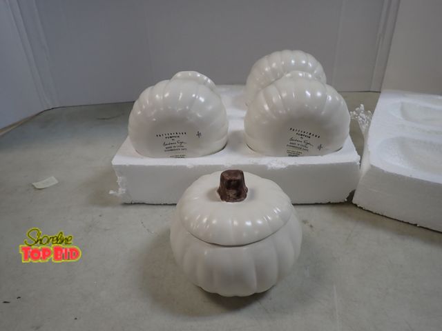 Lot 59-41567 - 4 Pottery Barn Ceramic Mini Pumpkins, Never Used