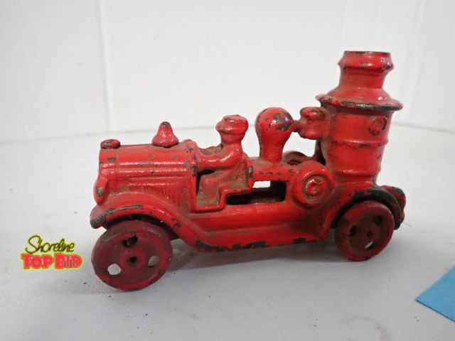Lot 59-10322 - Cast Iron Steam Pumper Toy Fire Truck likely Produced Between the 1920s and 1950s by Hubley 3" x 5"