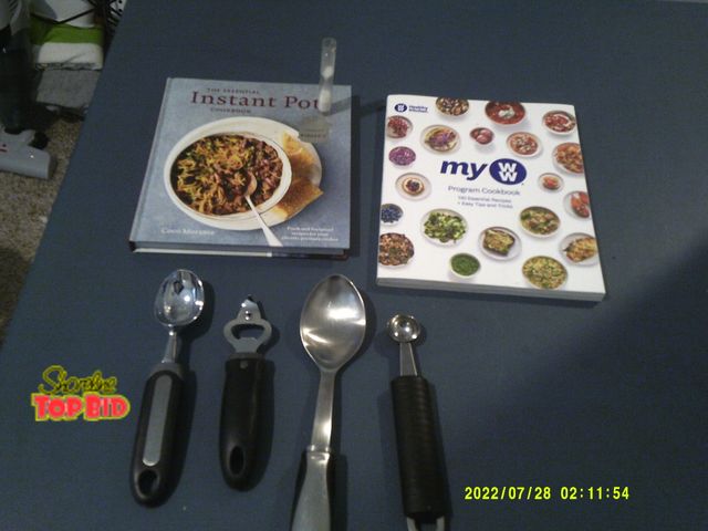 Lot 59-86037 - 2 great cookbooks &amp; utensils. 'essential insta pot and my WW program cookbook.
