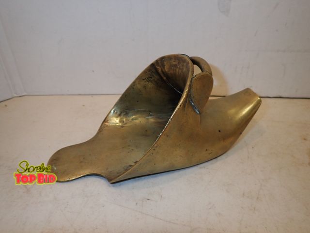 Lot 59-14552 - Mid 1800s Antique Brass Spanish Conquistador-Style Stirrup, "Tapadero"
