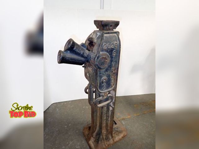 Lot 59-14429 - Ca. 1930 Simplex No. 2029 Ratchet Lever Iron Jack - Railroad by Templeton Kenly Co. Working 20-ton C...