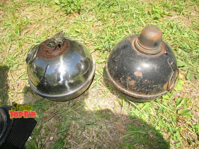 Lot 59-80036 - 2 smudge pots pair of candle wall hangings, and small pond fountain works