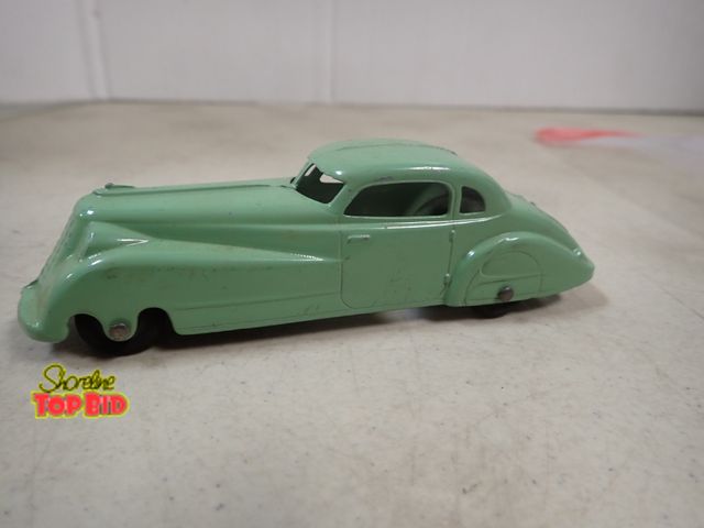 Lot 59-41814 - Tootsie toy car 6" long