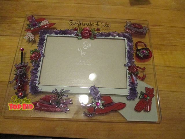 Lot 59-92040 - beautiful girls rule picture frames 7 ea. and old woman canvas totes 12 ea.
