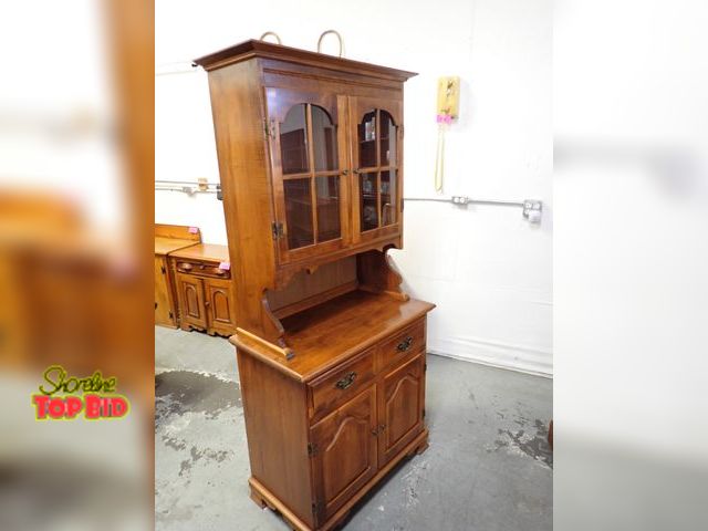 Lot 59-24074 - Vintage Moosehead Maple Mini Hutch, Solid