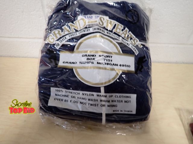 Lot 59-45096 - New Old Stock Campus Sweats Warm Up Unlimited 100% Stretch Nylon from 1960s to 1970s Size Large in O...