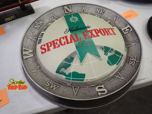 Lot 59-41062 - Vintage Heilmans Special Export Plastic Beer Advertisement Sign 17" dia