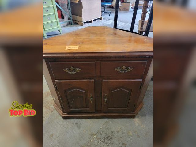 Lot 59-93250 - Dark Brown Wood End Table 1 This gorgeous wood corner end table is a perfect addition to any room. P...