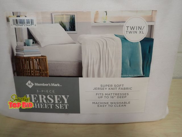 Lot 59-45022 - New 3-pc Jersey Twin/Twin XL Sheet Set