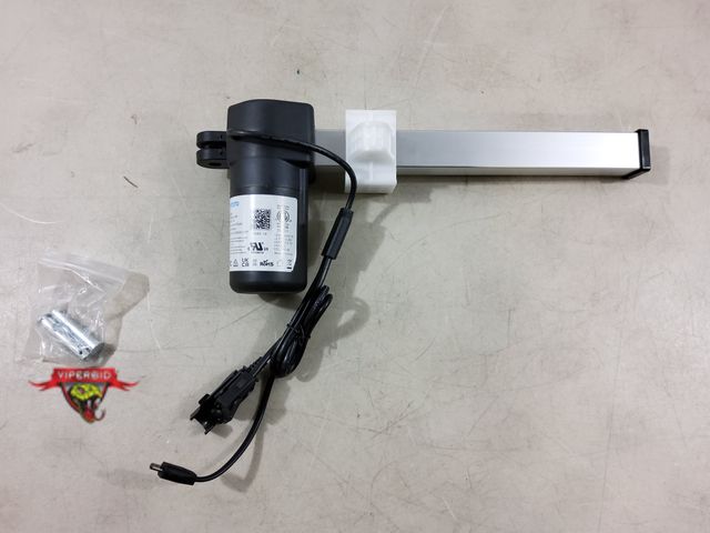 Lot 7-131033 - Emomo power recliner actuator motor. 3MTR 3MR122-220T