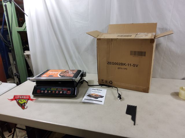 Lot 7-135607 - SUNVIVI Indoor Electric Grill.  Model  ZM-8017D. Tested to power on - heats up.