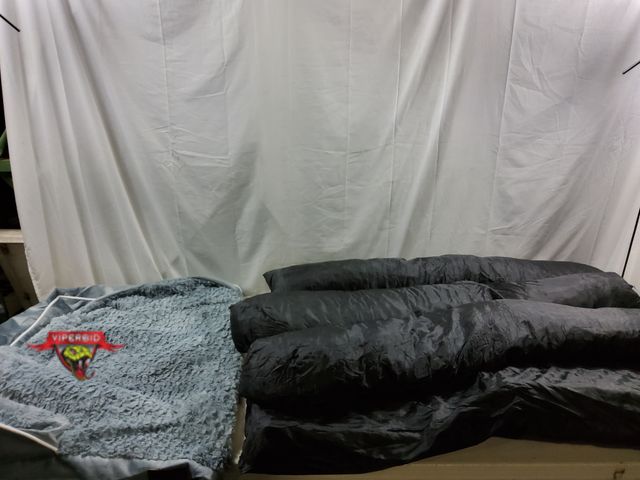 Lot 7-123619 - 42" X 30" X 8-1/2" Comfort Essentials Plush memory foam dog bed with removable cover.