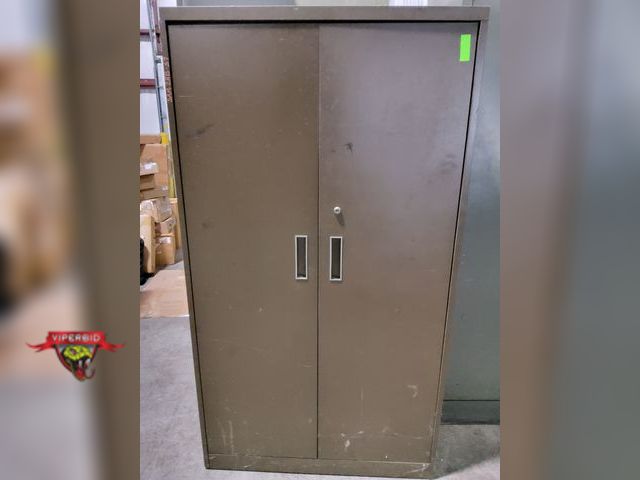 Lot 7-131907 - 3-Adjustable shelf metal cabinet. 36" X 18" X 65-1/4"H. Lockable- no key.