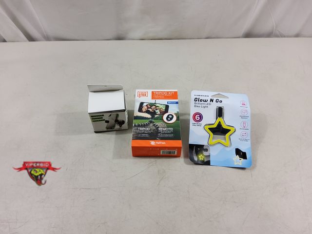 Lot 7-123418 - New! Wheelies glow n go bike light, bike phone holder and a Tripod kit with remote.