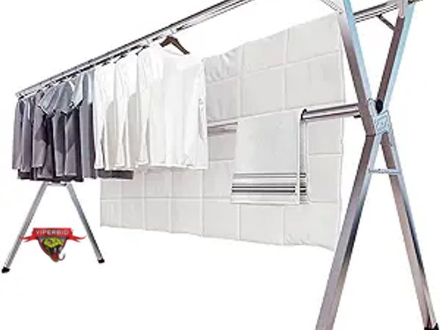 Lot 7-130403 - Jauree clothes drying rack.