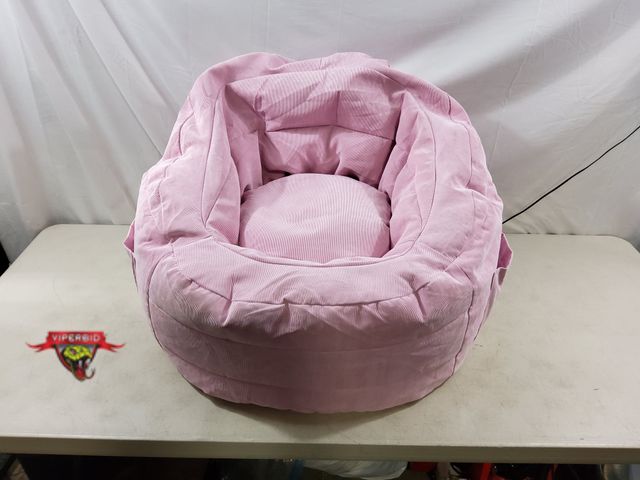Lot 7-132786 - Pillowfort kids settle in bean bag chair. 30" X 30" X 22".