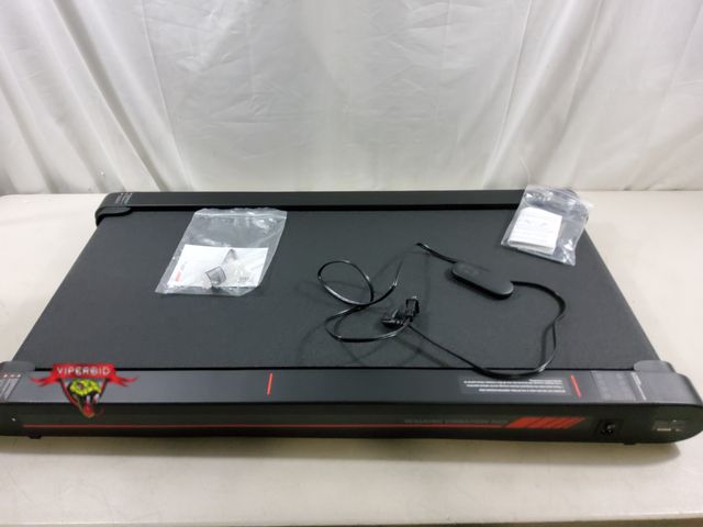 Lot 7-123778 - Vibration walking pad with remote.