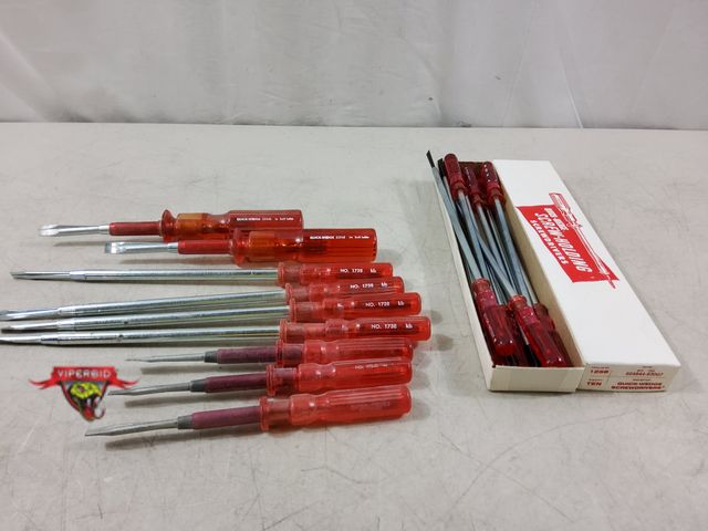Lot 7-133112 - Lot of (19) Miscellaneous Size quick wedge Flathead Screwdrivers.