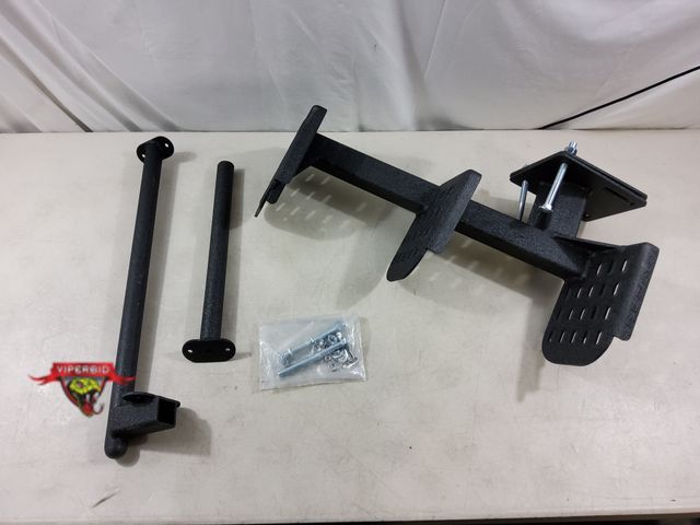 Lot 7-134405 - 3-Step boat trailer steps.