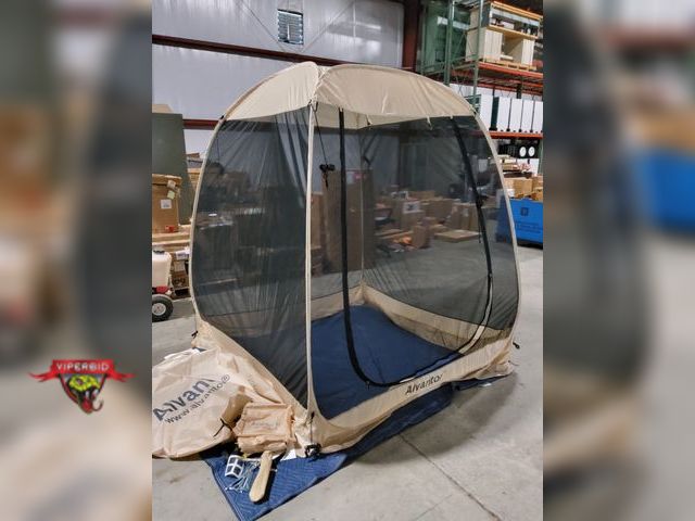 Lot 7-131334 - Alvantor 6 ft. Pop up screen gazebo with storage bag.