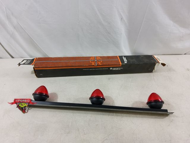 Lot 7-133975 - Federal Mogul signal-stat lighting. 21-3/4"L. #1003.