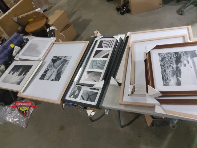 Lot 7-132809 - (11) Assorted picture frames. Frames may have imperfections.