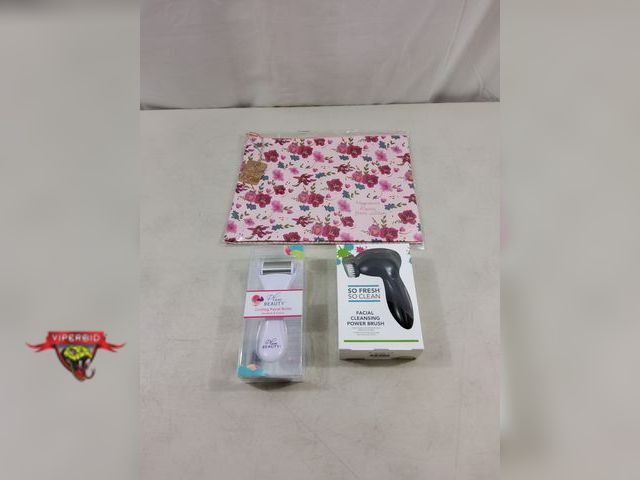 Lot 7-123419 - New! Cooling facial roller, facial cleansing power brush, Karma "Happiness blooms from within" Zip b...